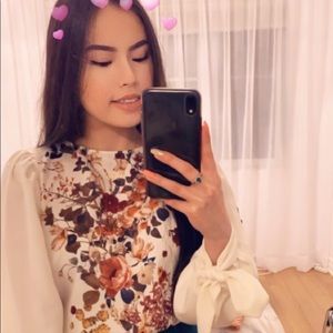 Meet your Posher, Hena